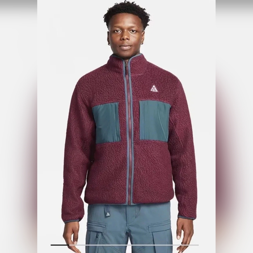 Nike ACG Artic Wolf Sherpa Fleece Full Zip Jacket Maroon FN0372 681 Men’s Size M